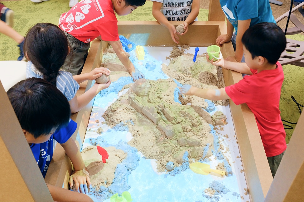 デジタル砂遊び「ペイントすなば」